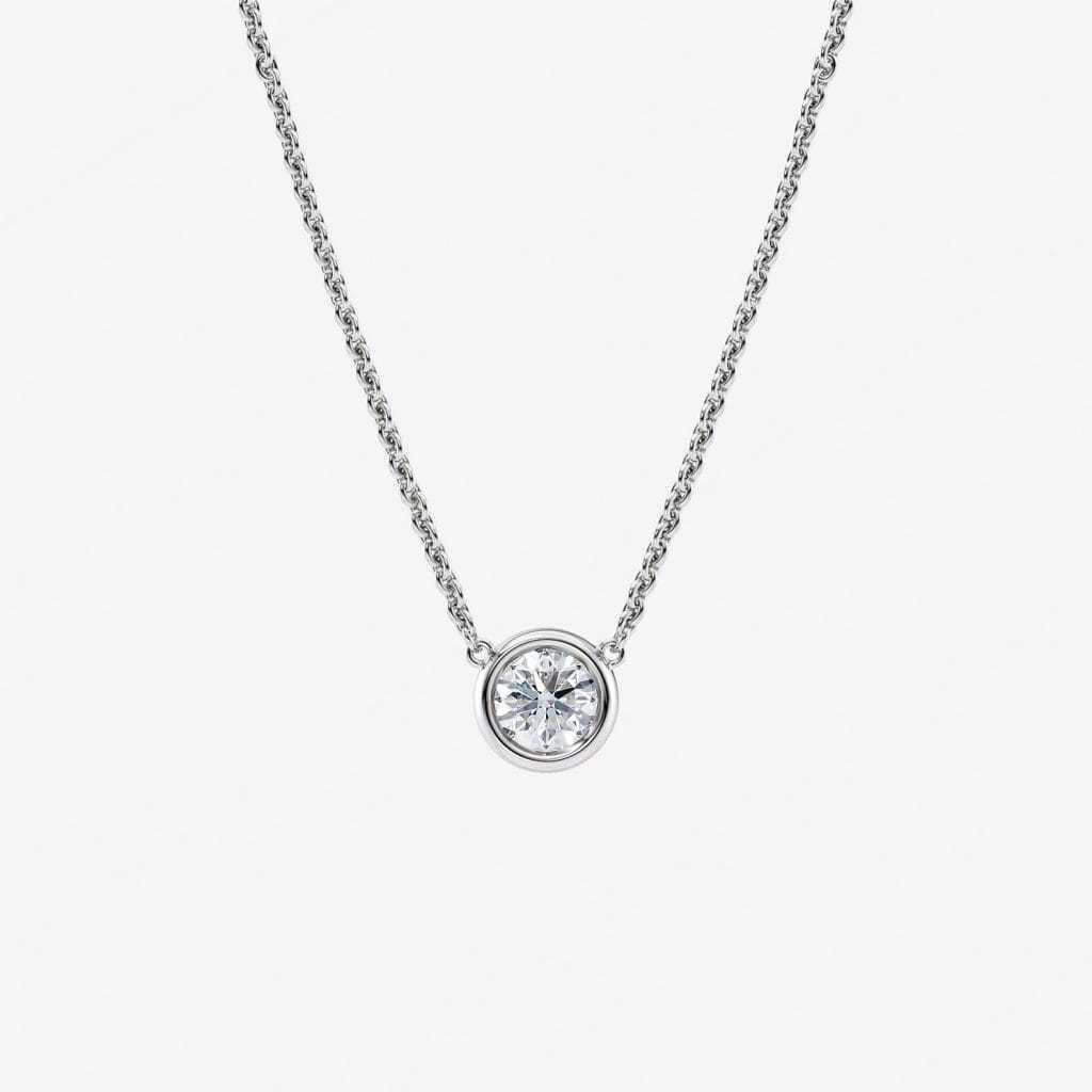 Engagement Rings & Coloured Stones in 2026 That You’ll Love 201 Daisy – 0.5ct Pendant