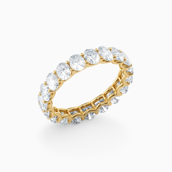 oval yellow gold wedding ring