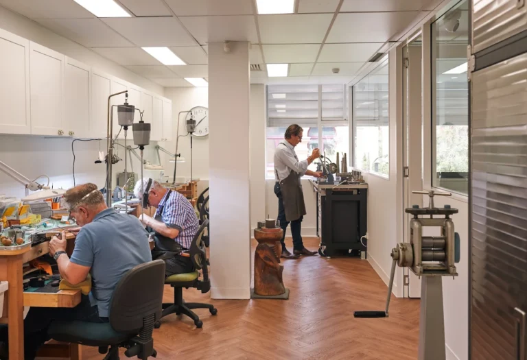 Nick Ireland in Brisbane creating exquisite fine jewellery like wedding rings, engagement rings and so much more